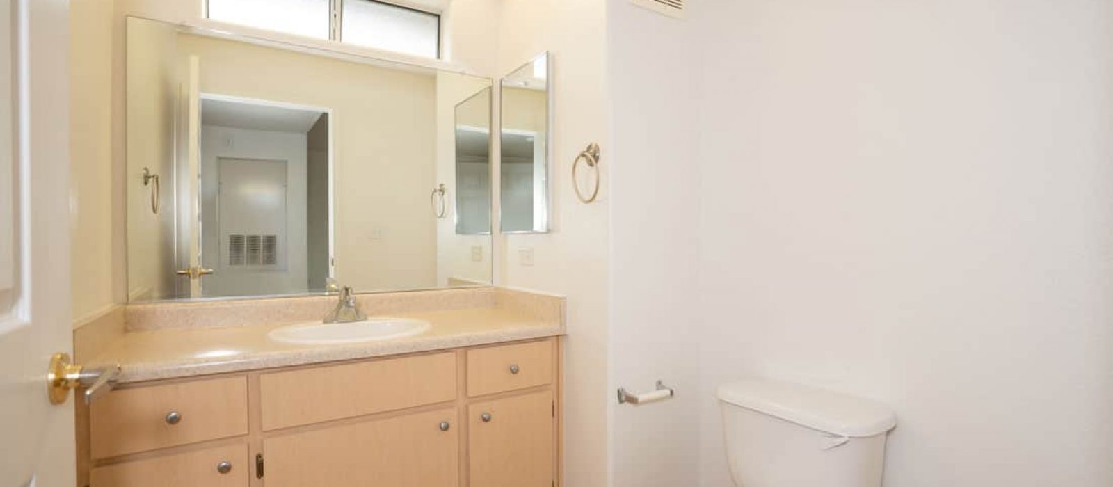 CFNA-764-Half-Bath-