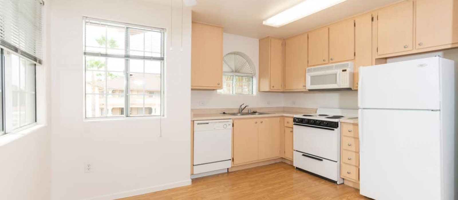 CFNA-764-Kitchen-&-Dining-